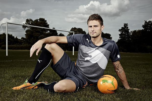 洛城重逢？孙兴慜已经与洛里共同出战287场，仅次于凯恩（洛城再会？孙兴慜与洛里已并肩287战，搭档次数仅逊凯恩）