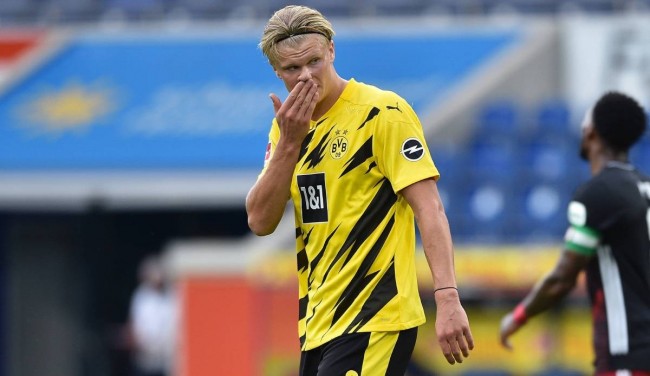 北京国安队获足协杯赛冠军，贺信来了！（北京国安问鼎足协杯，贺信送达！）