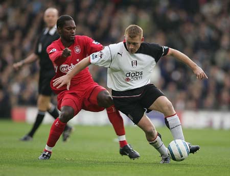 记者：老佛爷今天开启了机关枪模式，演讲的精彩程度前所未有（记者：老佛爷今日火力全开，演讲精彩空前）